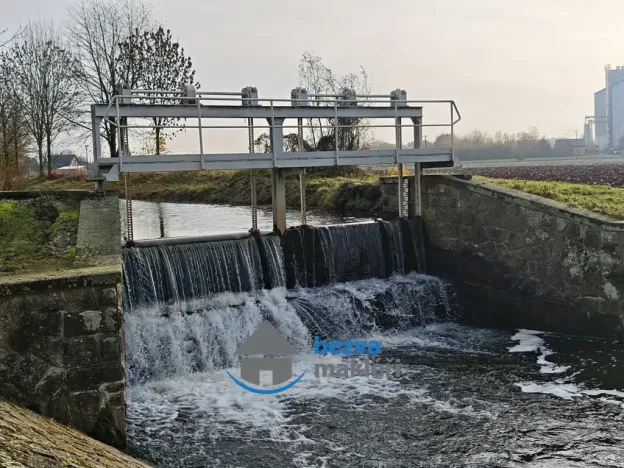 Prodej komerční nemovitosti, Sobčice, 36 m2