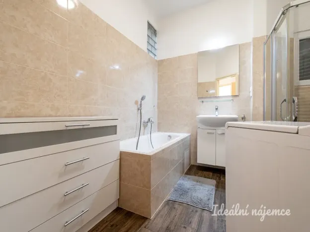 Pronájem bytu 3+1, Praha - Vinohrady, Radhošťská, 96 m2