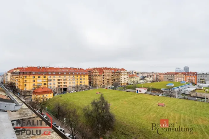 Prodej bytu 2+kk, Praha, Čáslavská, 65 m2
