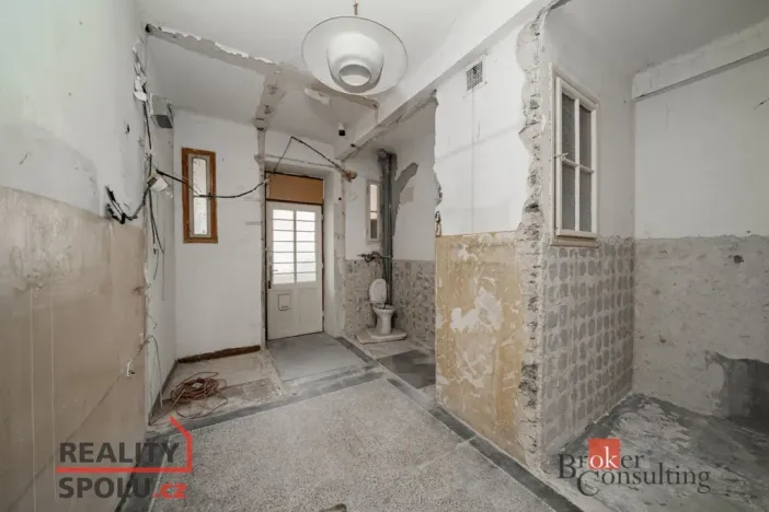 Prodej bytu 2+kk, Praha, Čáslavská, 65 m2