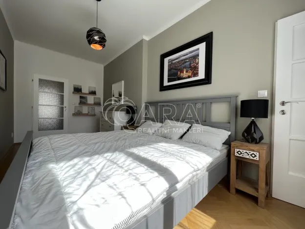 Pronájem bytu 2+kk, Praha - Žižkov, Sudoměřská, 48 m2