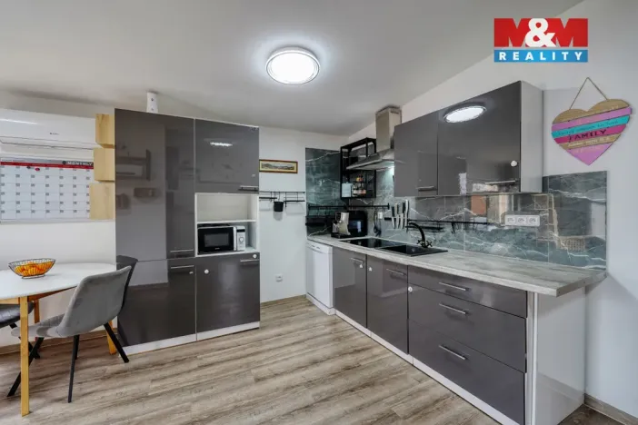 Prodej rodinného domu, Mirošov, 140 m2