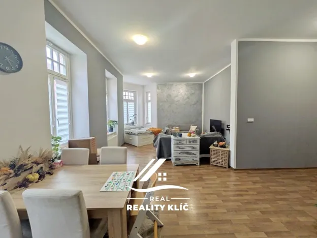 Pronájem bytu 2+kk, Opava, Růžová, 75 m2