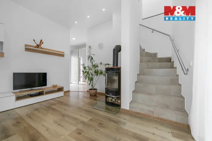 Prodej rodinného domu, Tetín, Mramorová, 253 m2