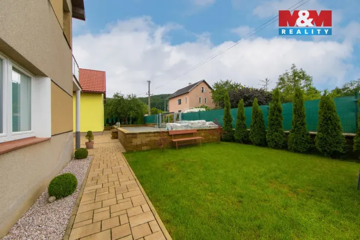 Prodej rodinného domu, Tetín, Mramorová, 253 m2