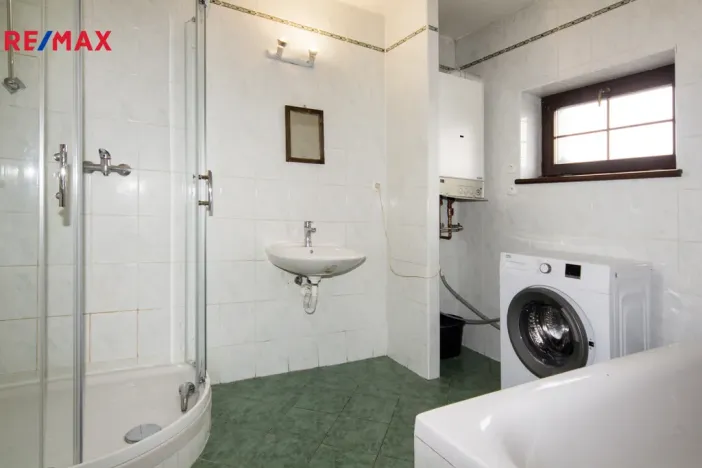 Pronájem bytu 4+kk, Bystřany - Světice, nám. J. Koziny, 95 m2