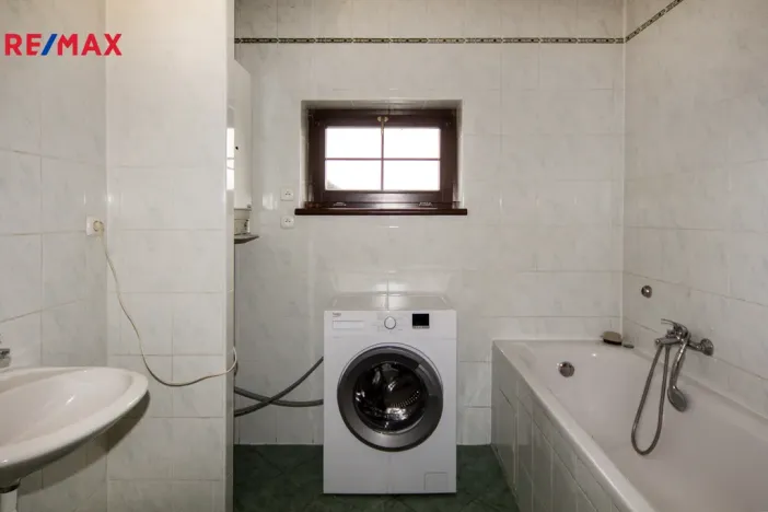 Pronájem bytu 4+kk, Bystřany - Světice, nám. J. Koziny, 95 m2