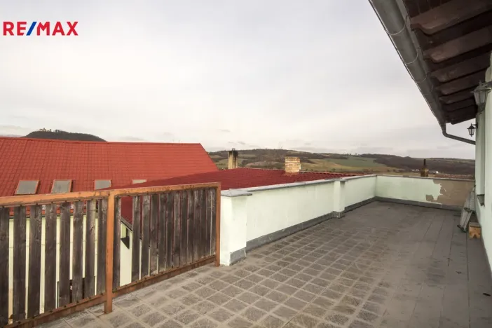 Pronájem bytu 4+kk, Bystřany - Světice, nám. J. Koziny, 95 m2