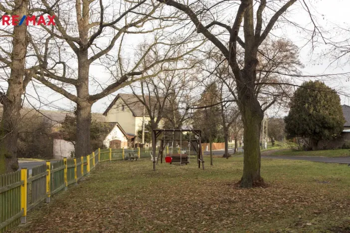 Pronájem bytu 4+kk, Bystřany - Světice, nám. J. Koziny, 95 m2