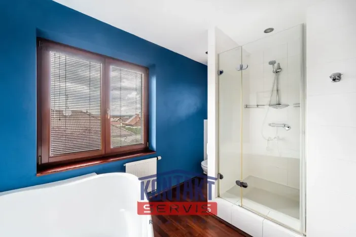 Pronájem rodinného domu, Dubné, 261 m2