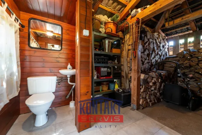 Pronájem rodinného domu, Dubné, 261 m2