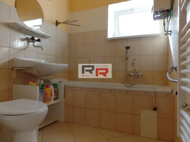 Pronájem bytu 2+kk, Olomouc, Dukelská, 44 m2