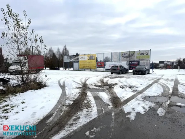 Prodej pozemku, Hradec Králové, Zahrádkářská, 11327 m2