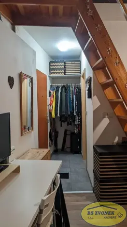 Pronájem bytu 1+kk, Olomouc, Ostružnická, 23 m2