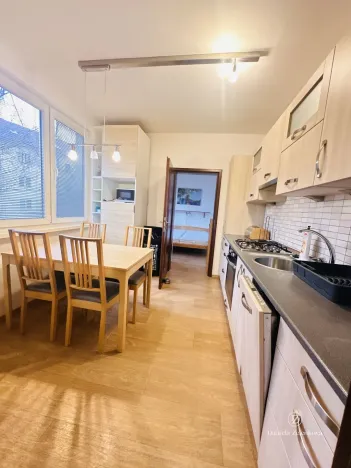 Pronájem bytu 3+1, České Budějovice - České Budějovice 3, Zachariášova, 66 m2