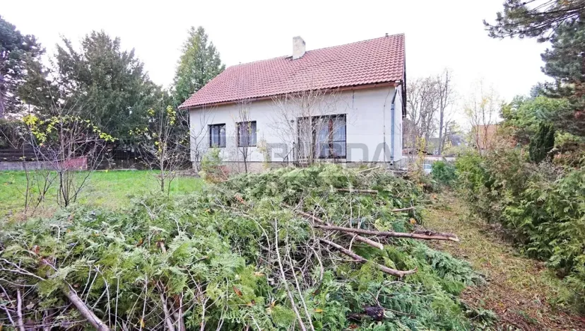 Prodej podílu rodinného domu, Zeleneč, Kasalova, 285 m2