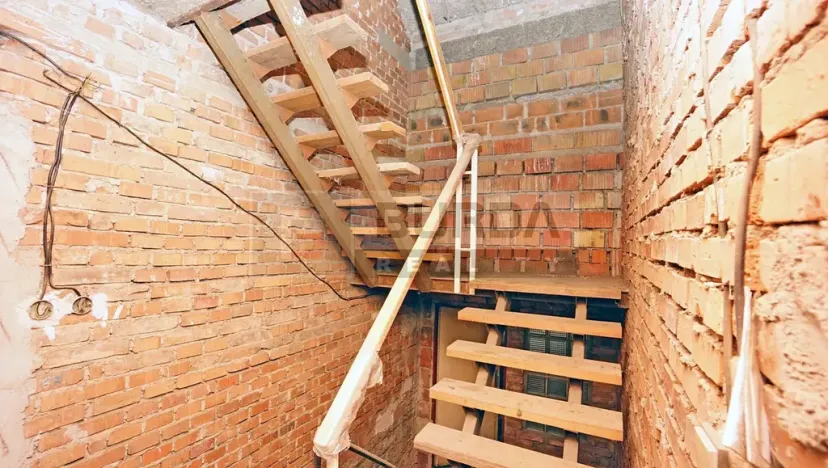 Prodej podílu rodinného domu, Zeleneč, Kasalova, 285 m2