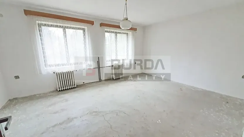 Prodej podílu rodinného domu, Zeleneč, Kasalova, 285 m2