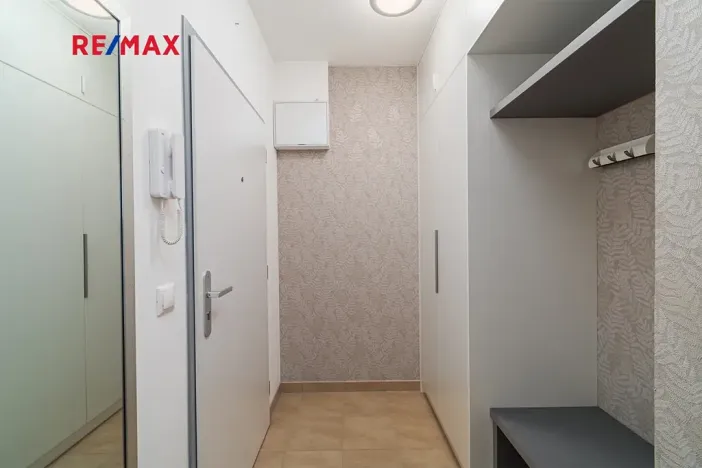 Pronájem bytu 2+kk, Zbůch, Brigádnická, 40 m2