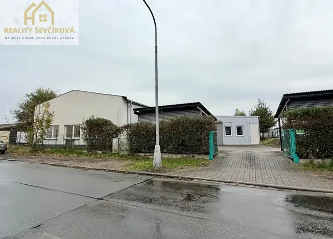 Pronájem komerční nemovitosti, Hradec Králové, Zemědělská, 695 m2