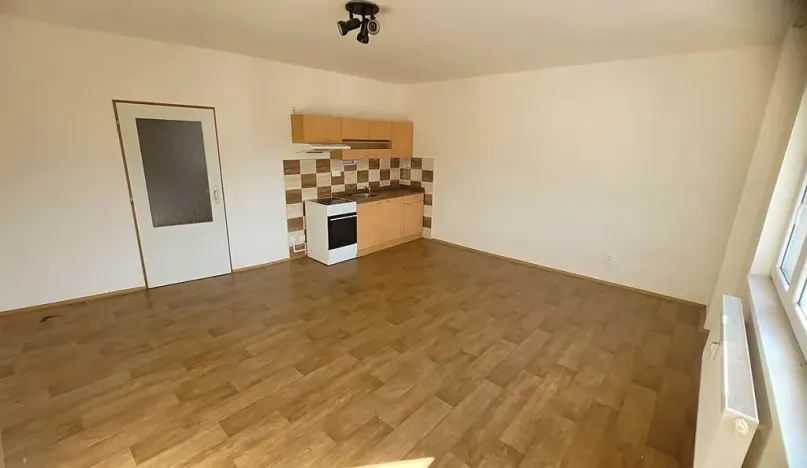 Pronájem bytu 1+kk, Ústí nad Labem, Hradiště, 39 m2