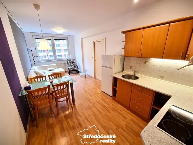 Pronájem bytu 2+kk, Praha - Troja, Hnězdenská, 37 m2