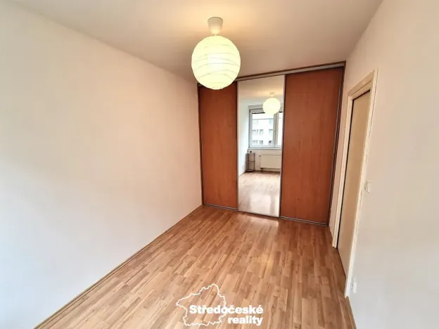 Pronájem bytu 2+kk, Praha - Troja, Hnězdenská, 37 m2