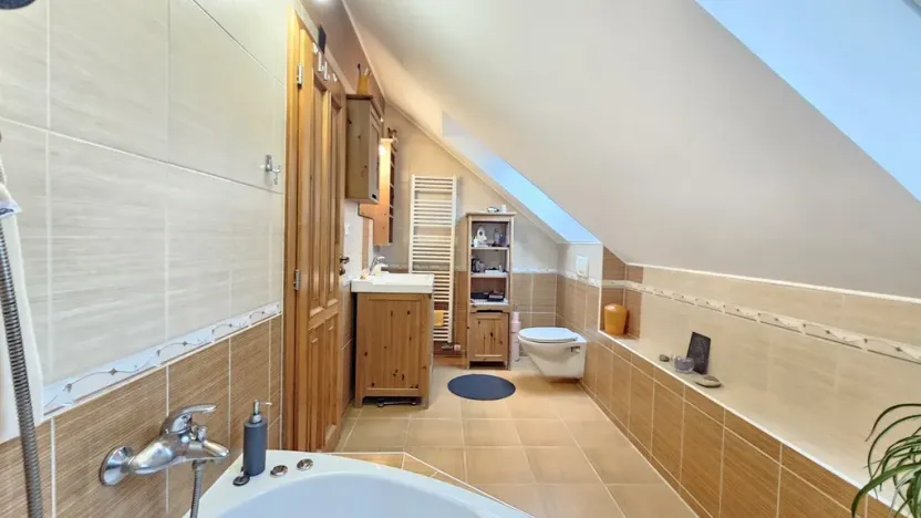 Prodej rodinného domu, Modletice, 261 m2