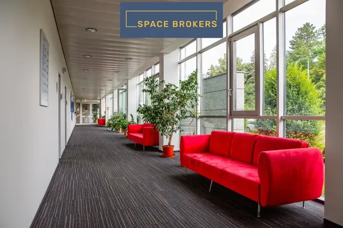 Pronájem kanceláře, Praha - Dejvice, Evropská, 305 m2