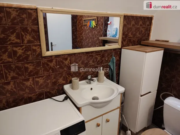Pronájem bytu 2+1, Děčín - Děčín II-Nové Město, Purkyňova, 75 m2
