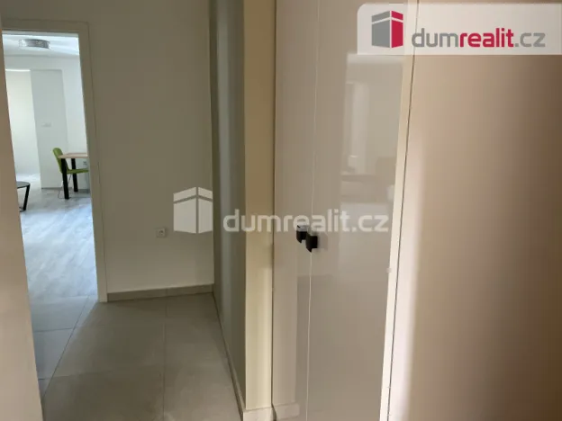 Pronájem bytu 1+kk, Opava - Město, Dolní náměstí, 49 m2