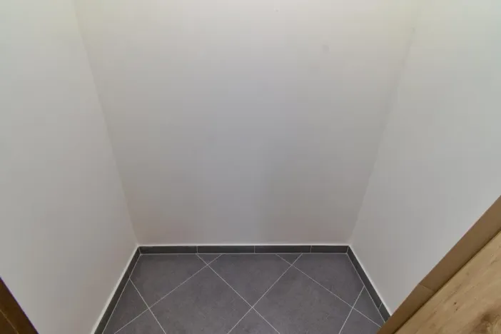 Pronájem bytu 2+kk, Praha - Dolní Měcholupy, Honzíkova, 54 m2