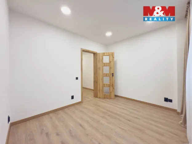 Prodej bytu 3+1, Ostrava - Zábřeh, Středoškolská, 64 m2