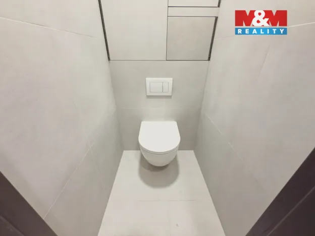 Prodej bytu 3+1, Ostrava - Poruba, Aleše Hrdličky, 62 m2