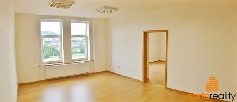 Pronájem kanceláře, Ústí nad Labem, Žižkova, 180 m2