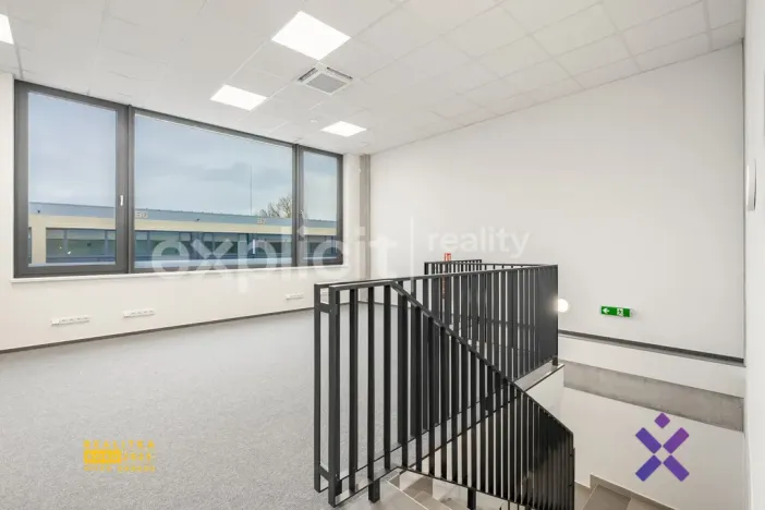 Pronájem obchodního prostoru, Brno, 444 m2