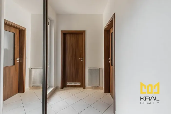 Pronájem bytu 1+kk, Praha - Horní Měcholupy, Hornoměcholupská, 34 m2