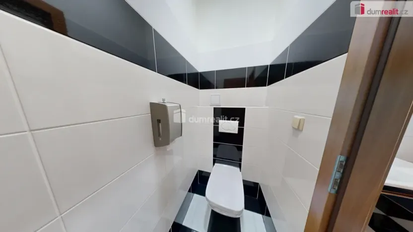 Pronájem kanceláře, Opava - Město, Masařská, 67 m2