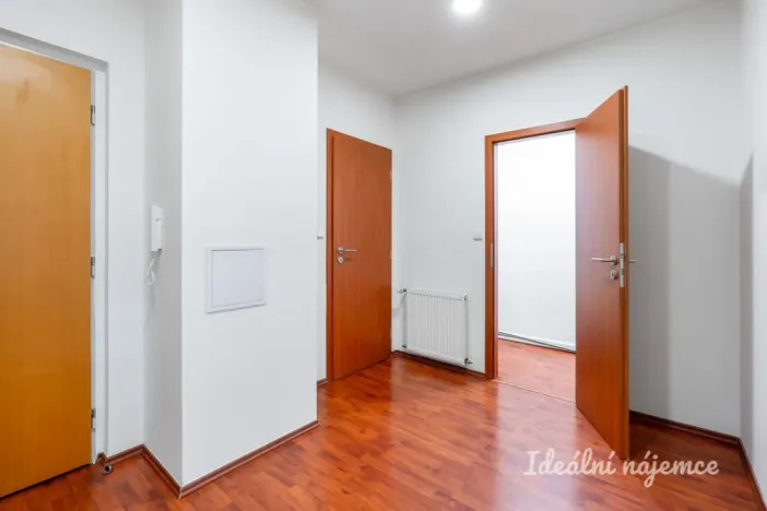 Pronájem bytu 2+kk, Praha - Vršovice, Bajkalská, 53 m2