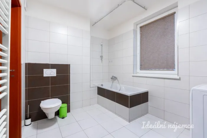 Pronájem bytu 2+kk, Praha - Vršovice, Bajkalská, 53 m2