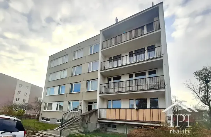 Pronájem bytu 3+1, Praha - Lhotka, V pláni, 63 m2