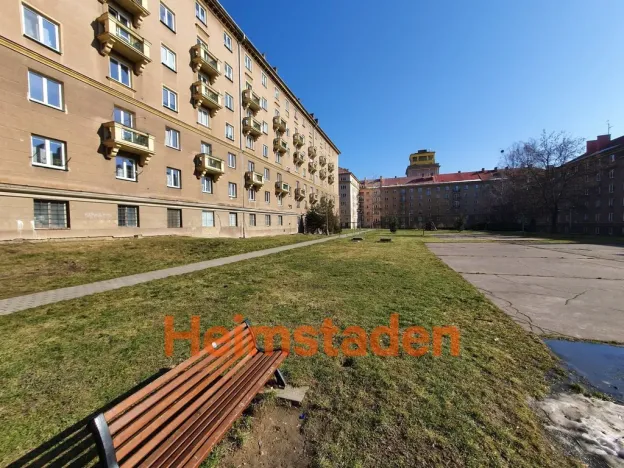 Pronájem bytu 2+kk, Ostrava - Poruba, náměstí Boženy Němcové, 43 m2