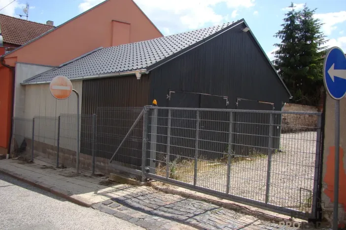 Pronájem komerční nemovitosti, Kladno, Školská, 303 m2