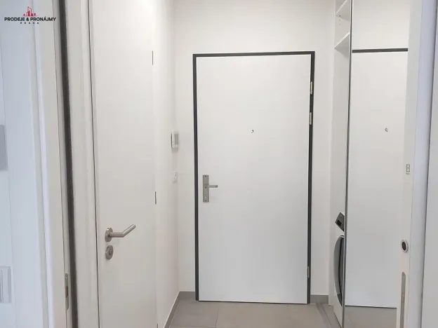 Prodej bytu 1+kk, Praha, Formanská, 33 m2