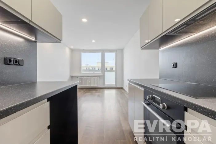 Prodej bytu 2+kk, Praha - Braník, Novodvorská, 40 m2