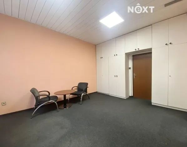 Pronájem kanceláře, Praha - Nové Město, Na Moráni, 44 m2