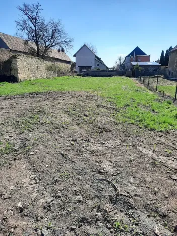 Prodej pozemku pro bydlení, Křešice, 686 m2