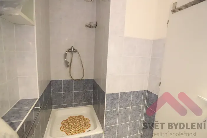 Pronájem bytu 2+kk, Praha - Hostivař, Pražská, 39 m2