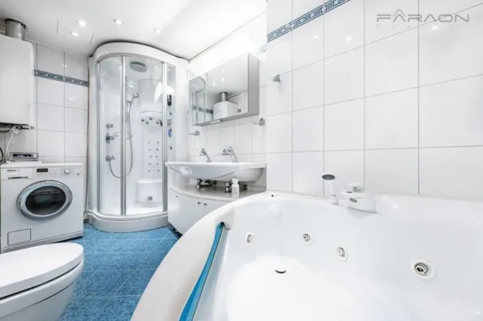 Prodej atypického bytu, Praha - Staré Město, Smetanovo nábřeží, 142 m2