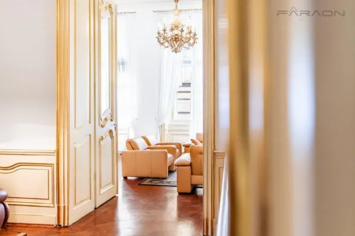 Prodej bytu 4+kk, Praha - Staré Město, Smetanovo nábřeží, 142 m2